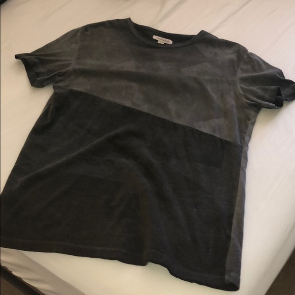 Calvin Klein short sleeve tee - Picture 1 of 4